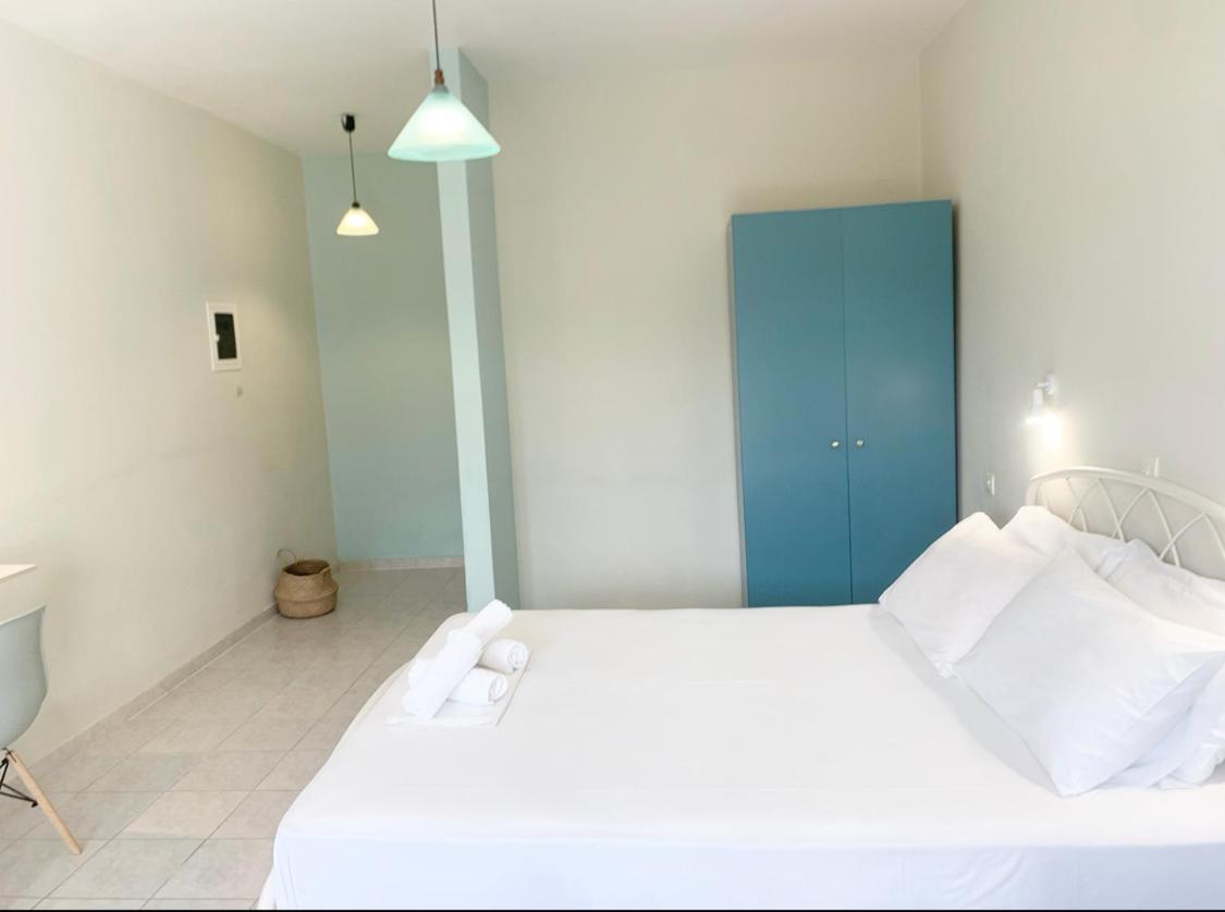 Ilias Apartments フィニクーダ エクステリア 写真