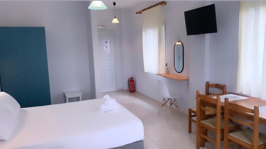 Ilias Apartments フィニクーダ エクステリア 写真