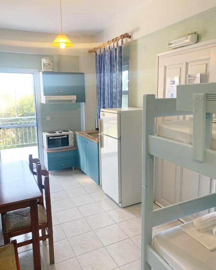 Ilias Apartments フィニクーダ エクステリア 写真