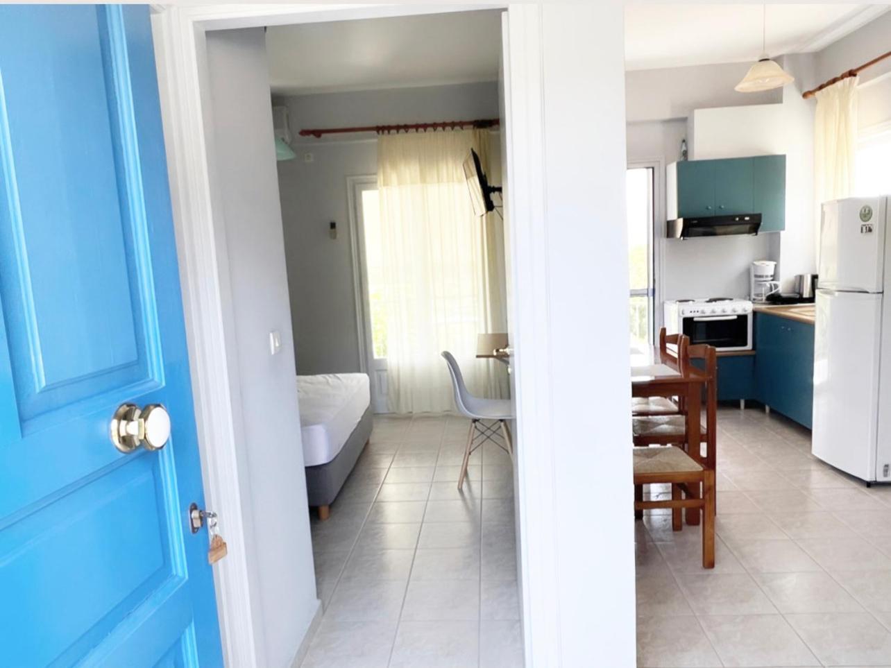 Ilias Apartments フィニクーダ エクステリア 写真