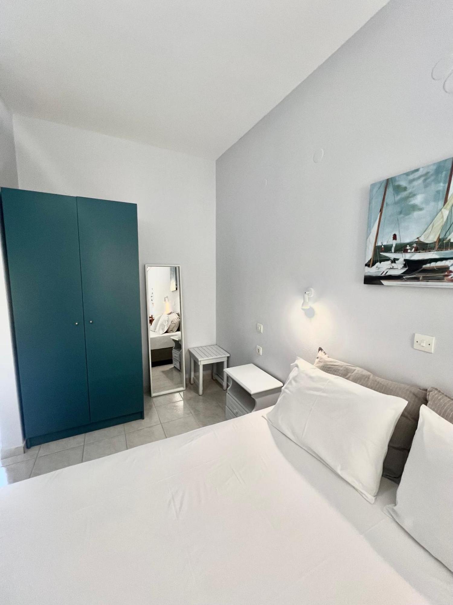 Ilias Apartments フィニクーダ エクステリア 写真